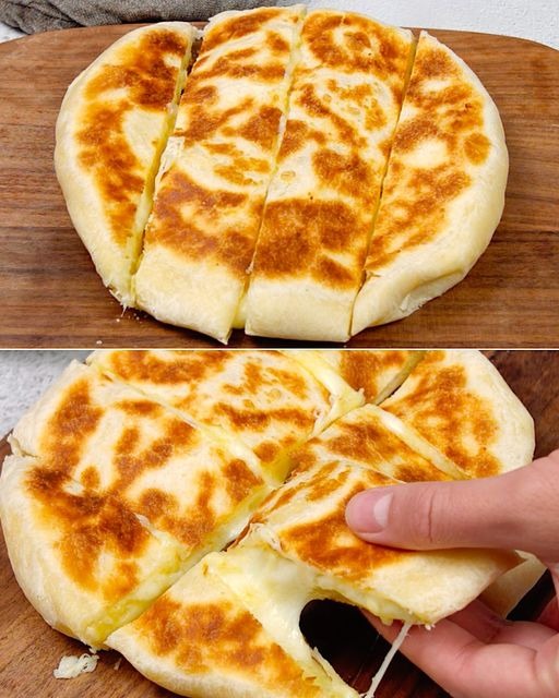 Focaccia au fromage dans une poêle