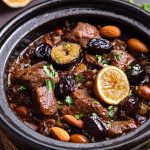 Tajine de Veau aux Pruneaux et Amandes Marocain